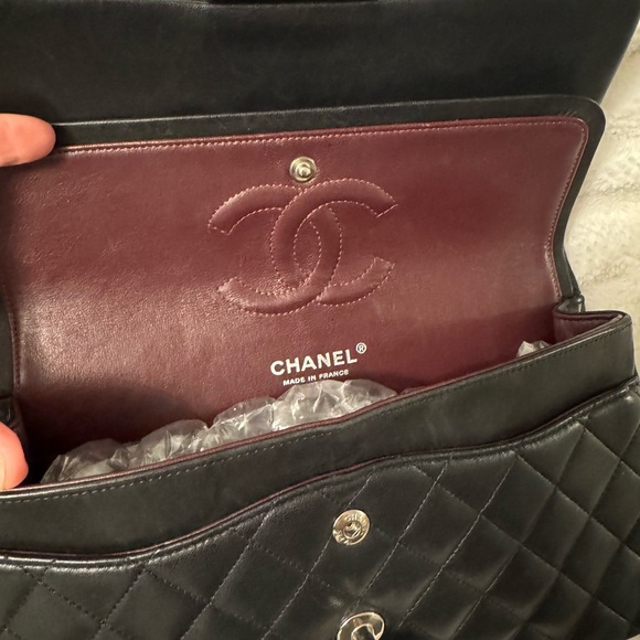 Chanel Classic Double Flap Medium Lambskin - Picture 4 of 9